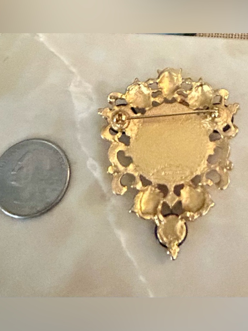 Vintage AVON Faux Pearl Lion Baroque Brooch Victorian - Picture 9 of 10